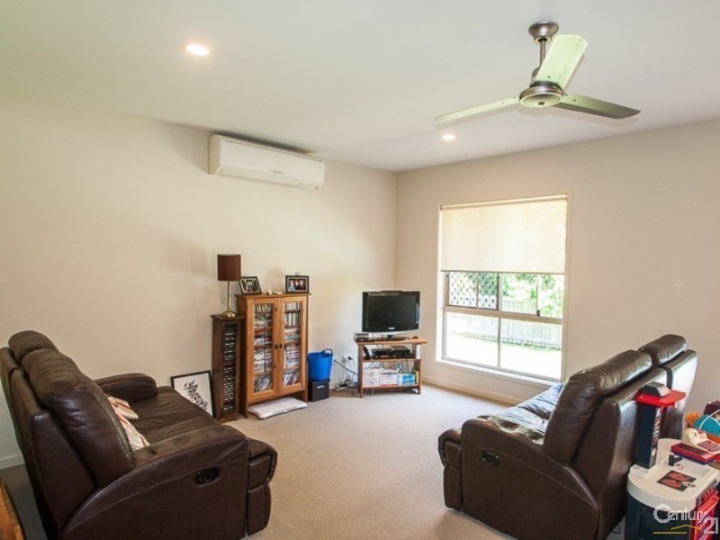 27 Riviera Crescent, Peregian Springs QLD 4573