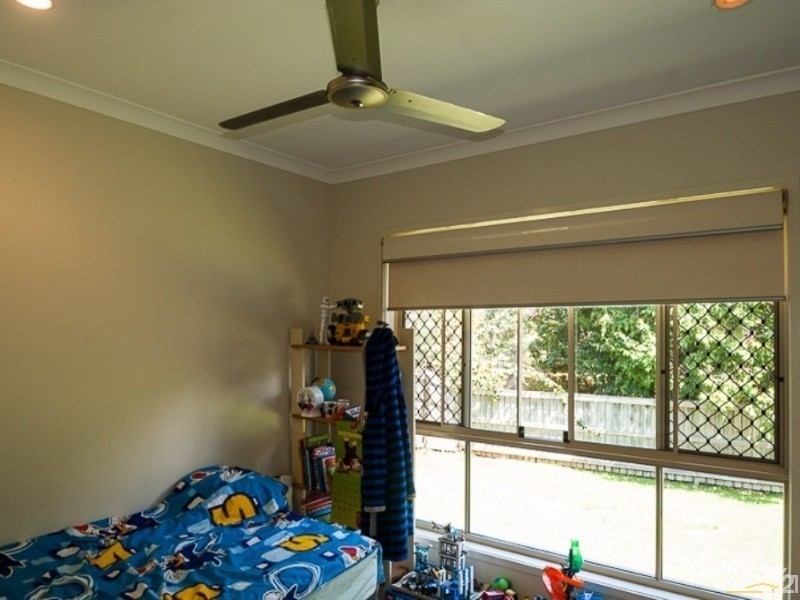 27 Riviera Crescent, Peregian Springs QLD 4573