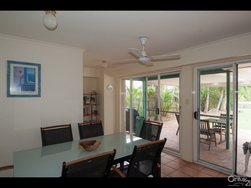 33 Cloudesley Street, Noosaville QLD 4566