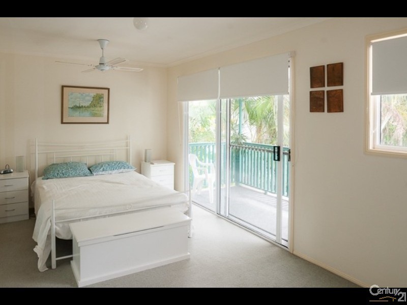 33 Cloudesley Street, Noosaville QLD 4566