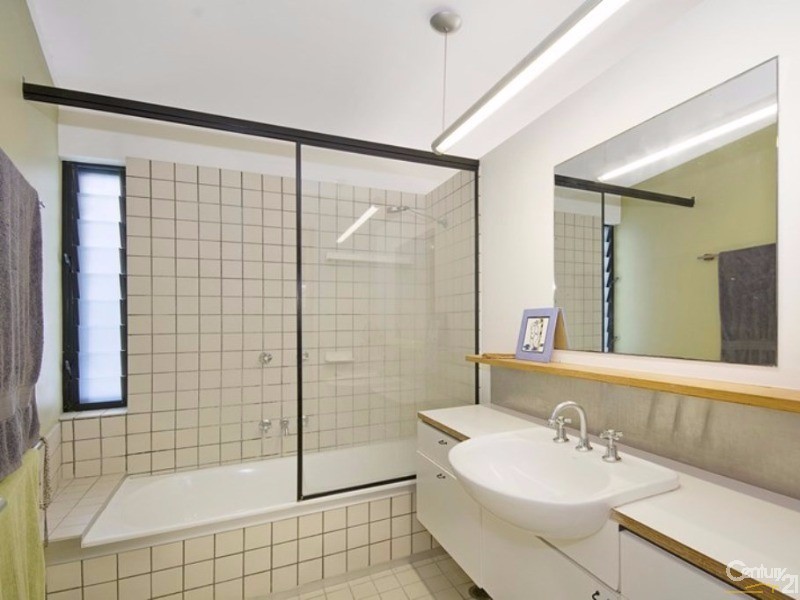 1/49 Duke Street, Sunshine Beach QLD 4567