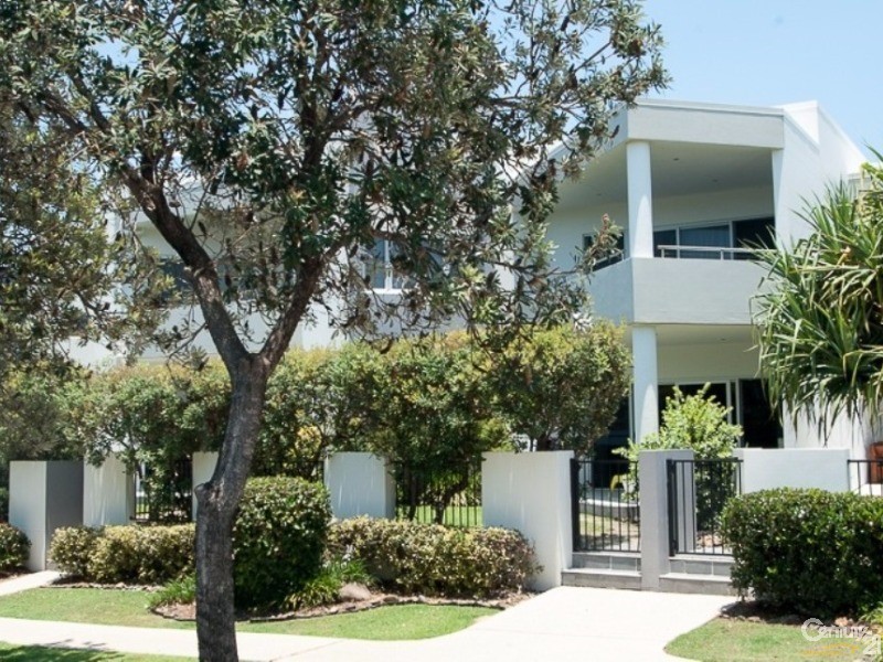 2/3 Piper Street, Peregian Beach QLD 4573