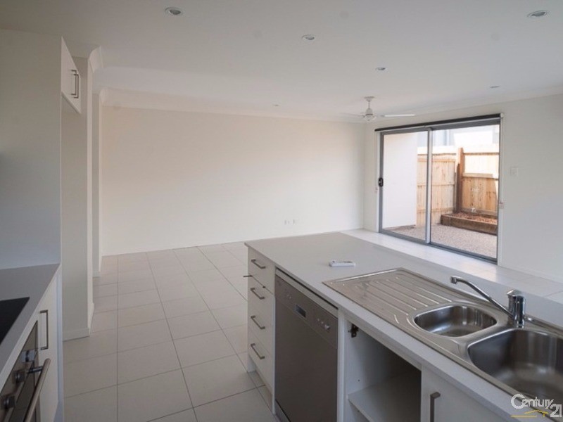 2/L8522 Silver Wattle Grove, Peregian Springs QLD 4573