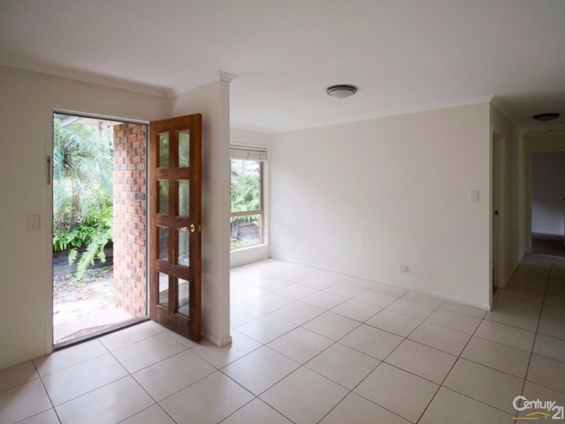 38 Victory Crescent, Sunrise Beach QLD 4567