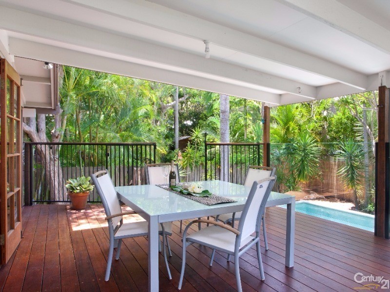 10 Depper Street, Sunshine Beach QLD 4567