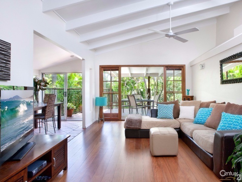 10 Depper Street, Sunshine Beach QLD 4567