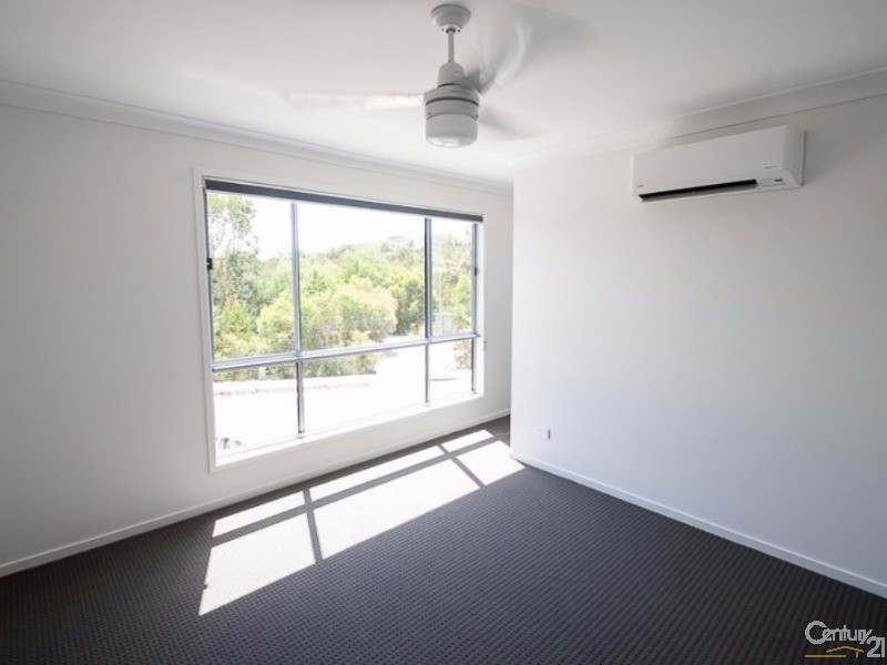 1/22 Silver Wattle Grove, Peregian Springs QLD 4573
