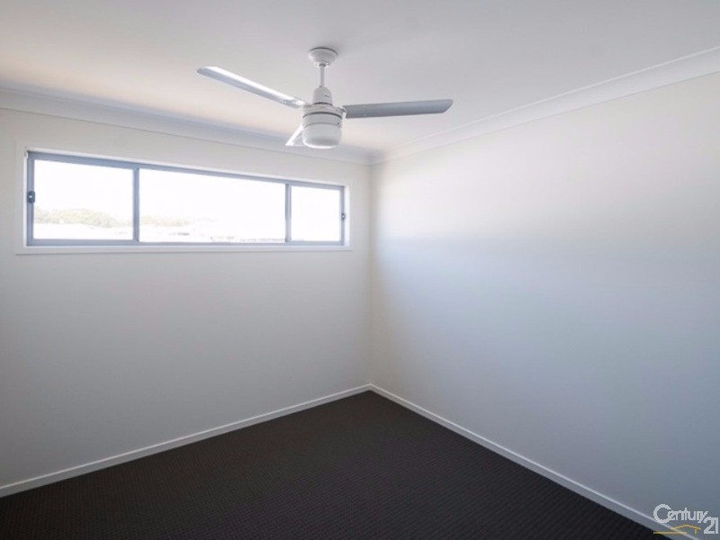 1/22 Silver Wattle Grove, Peregian Springs QLD 4573