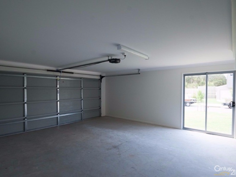 1/22 Silver Wattle Grove, Peregian Springs QLD 4573