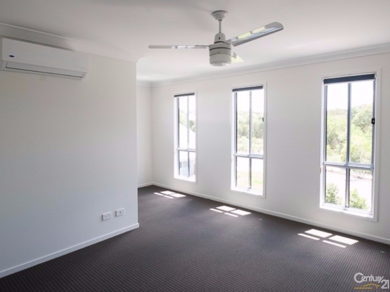 2/22 Silver Wattle Grove, Peregian Springs QLD 4573