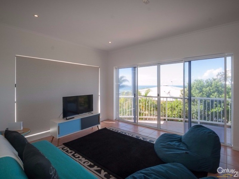 1/18 Peregian Esplanade, Peregian Beach QLD 4573