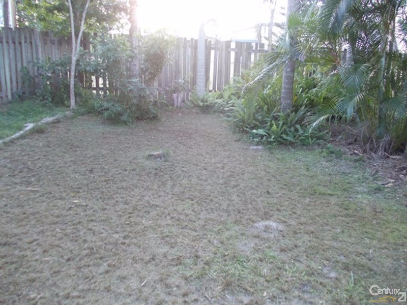 2/3 Henderson Street, Sunshine Beach QLD 4567