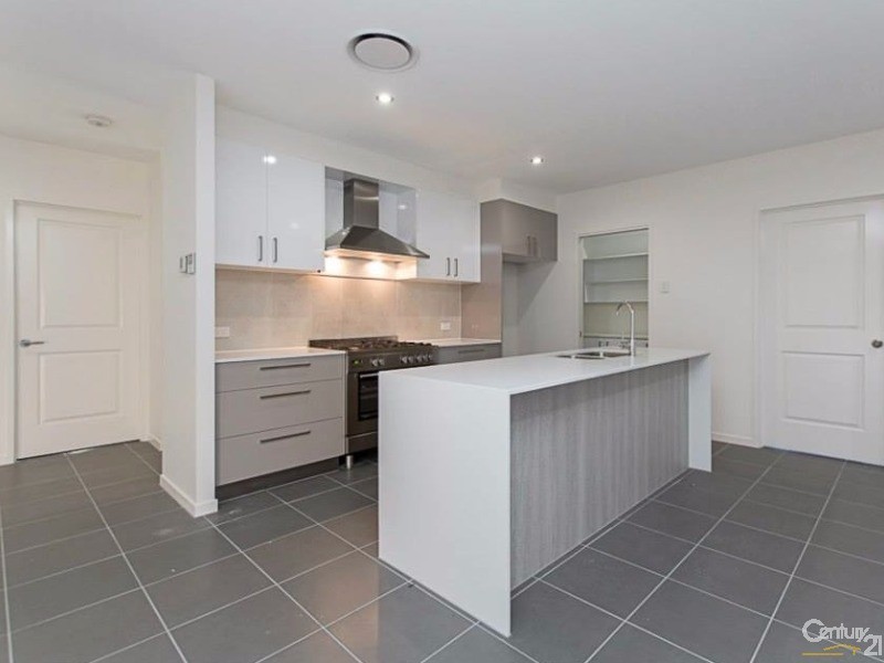 5 Harrier Crescent, Peregian Springs QLD 4573