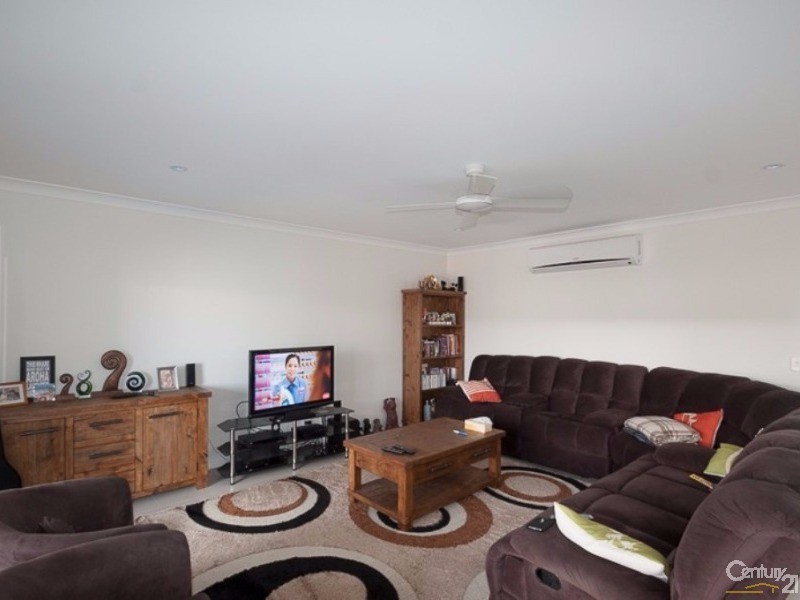 64 Brindabella Avenue, Peregian Springs QLD 4573