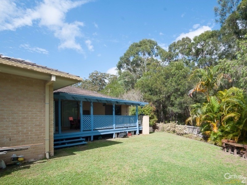 2 Satinwood Street, Noosaville QLD 4566