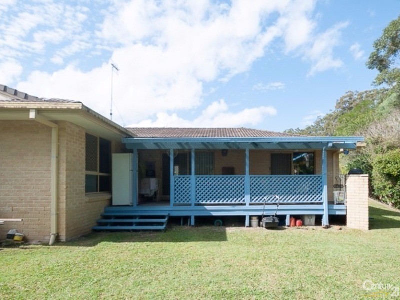 2 Satinwood Street, Noosaville QLD 4566