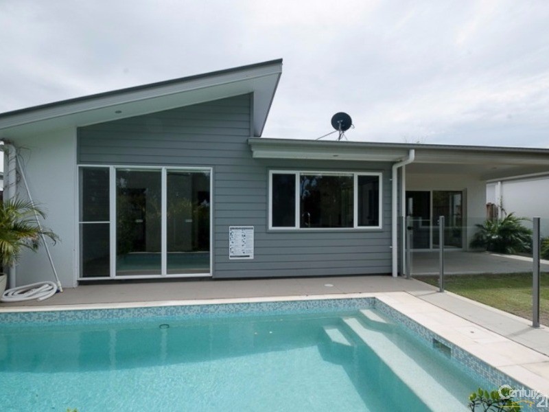 4 Crenshaw Place, Peregian Springs QLD 4573