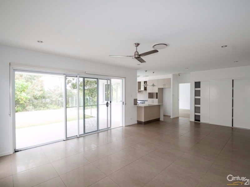 4 Crenshaw Place, Peregian Springs QLD 4573