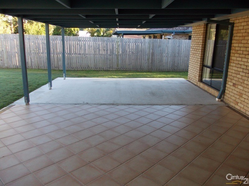 50 Lake Entrance Bvd, Noosaville QLD 4566