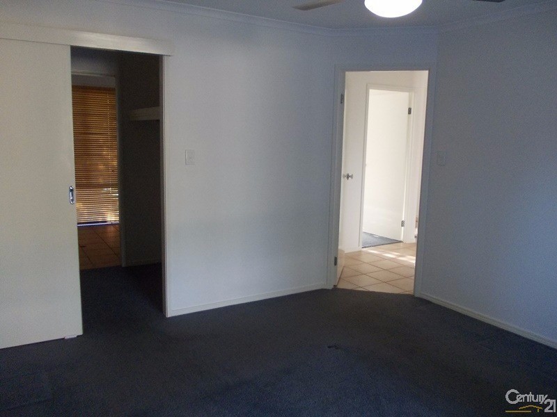 50 Lake Entrance Bvd, Noosaville QLD 4566