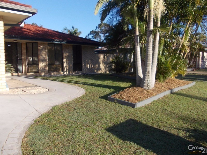 50 Lake Entrance Bvd, Noosaville QLD 4566