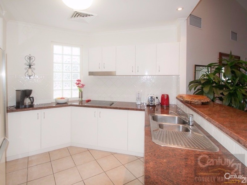 23/4 Serenity Close, Noosa Heads QLD 4567