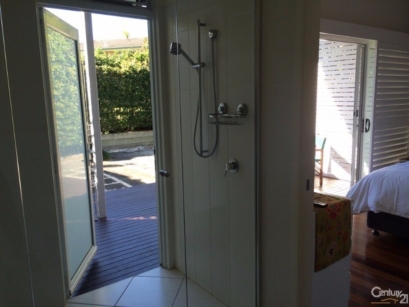 2/244 David Low Way, Peregian Beach QLD 4573