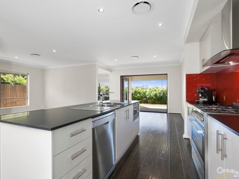 25 Radiata Place, Peregian Springs QLD 4573