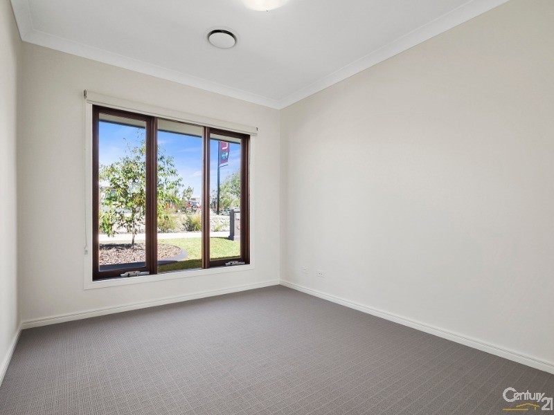 25 Radiata Place, Peregian Springs QLD 4573