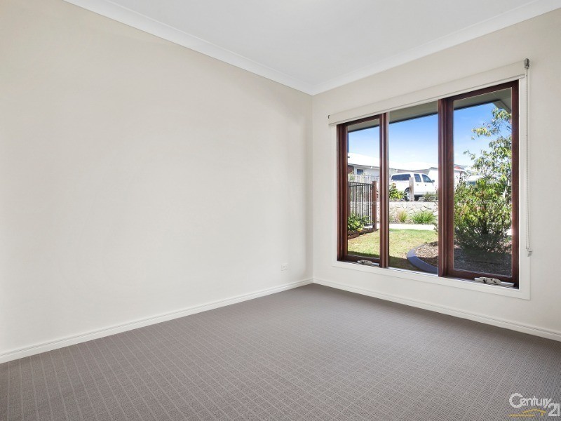 25 Radiata Place, Peregian Springs QLD 4573