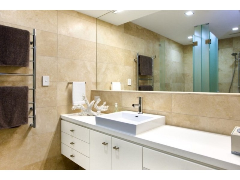 1/8 Serenity Close, Noosa Heads QLD 4567