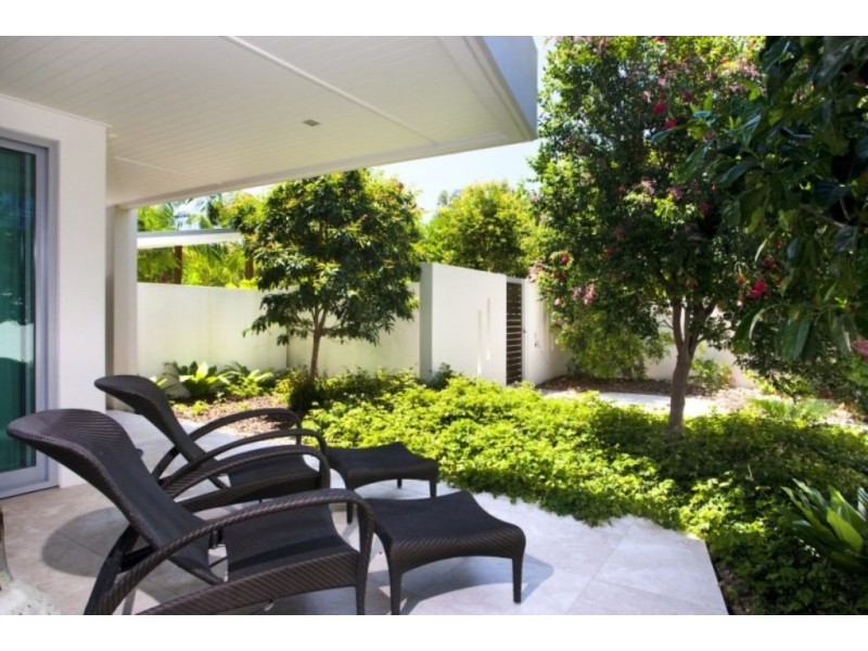 1/8 Serenity Close, Noosa Heads QLD 4567