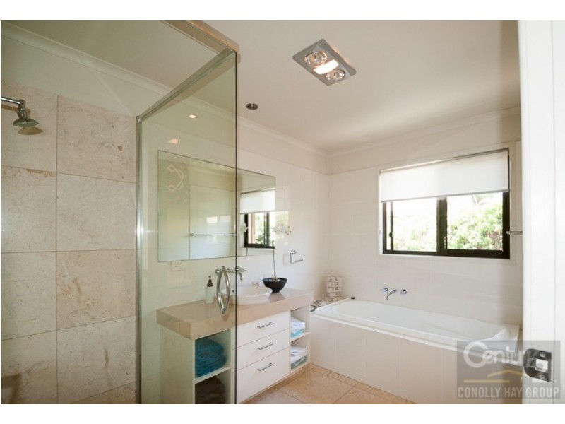 6 Janet Street, Noosaville QLD 4566