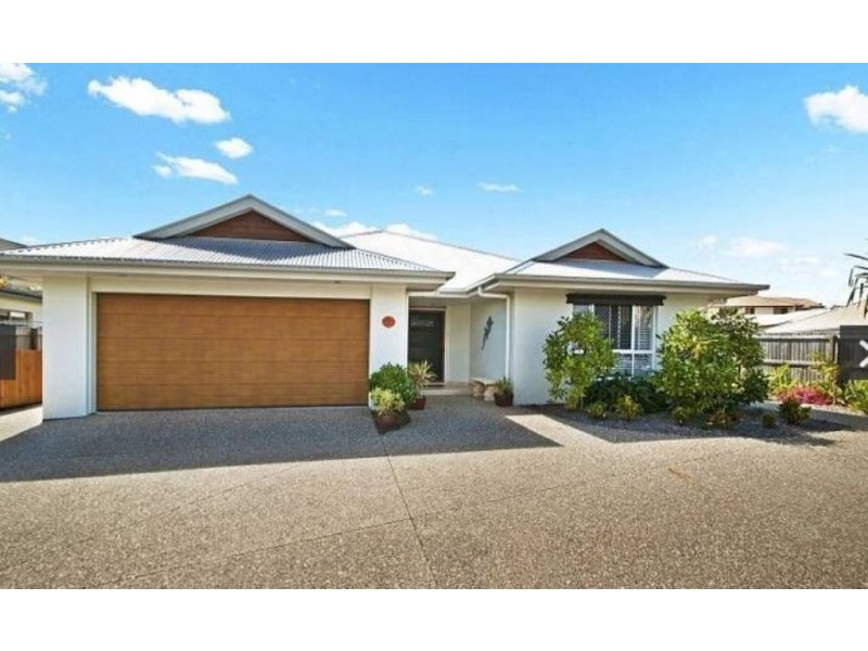 6 Pebble Court, Peregian Springs QLD 4573