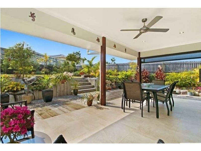 6 Pebble Court, Peregian Springs QLD 4573