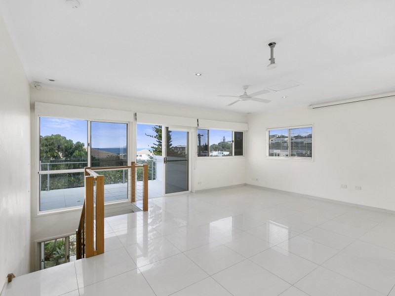 1/6 Sobraon Street, Sunrise Beach QLD 4567
