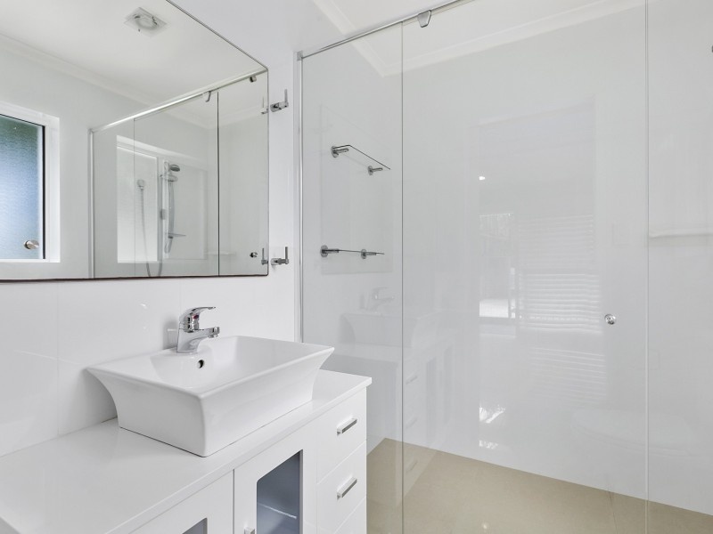 1/6 Sobraon Street, Sunrise Beach QLD 4567