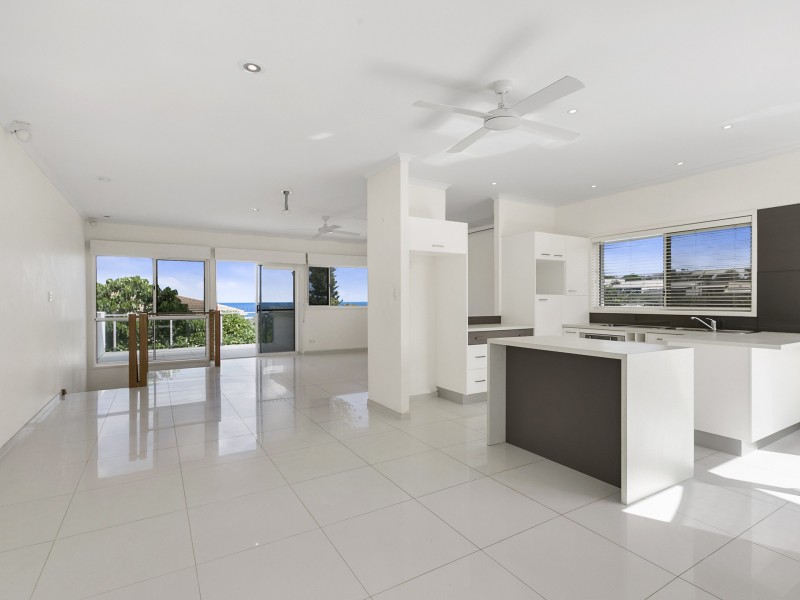 1/6 Sobraon Street, Sunrise Beach QLD 4567