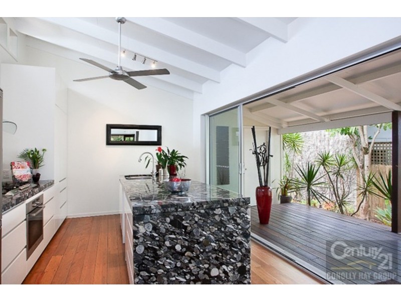 10 Depper Street, Sunshine Beach QLD 4567