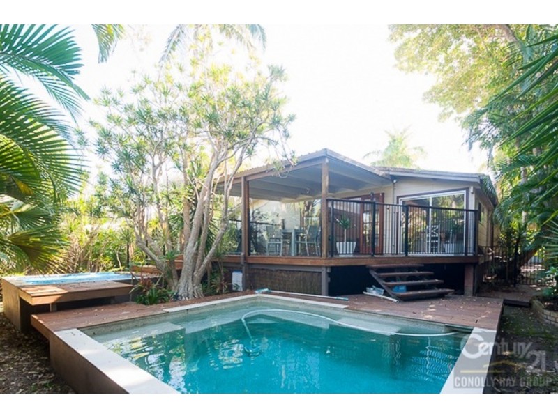 10 Depper Street, Sunshine Beach QLD 4567