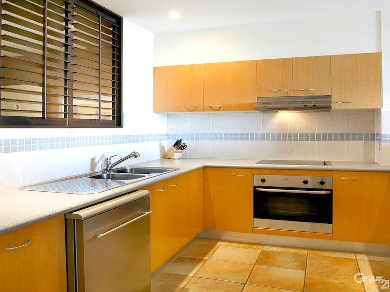 3/1-3 Tingira Crescent, Sunshine Beach QLD 4567