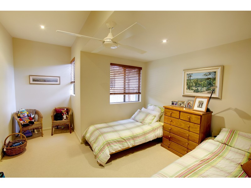 52 Lakeside Drive, Peregian Springs QLD 4573