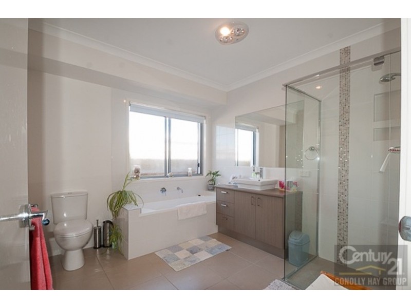 2 Crenshaw Place, Peregian Springs QLD 4573