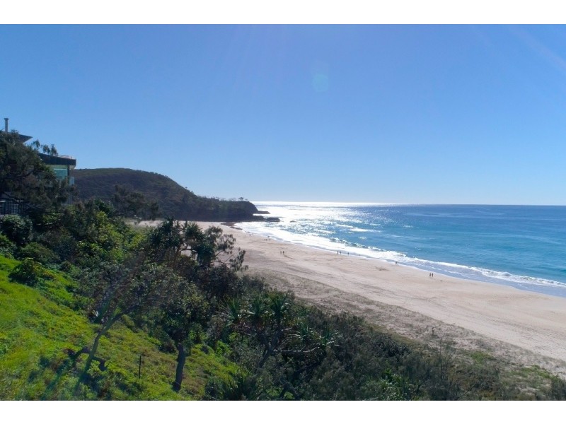 10 Arakoon Crescent, Sunshine Beach QLD 4567