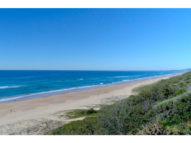 10 Arakoon Crescent, Sunshine Beach QLD 4567