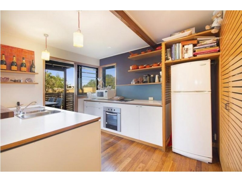 1/49 Duke Street, Sunshine Beach QLD 4567