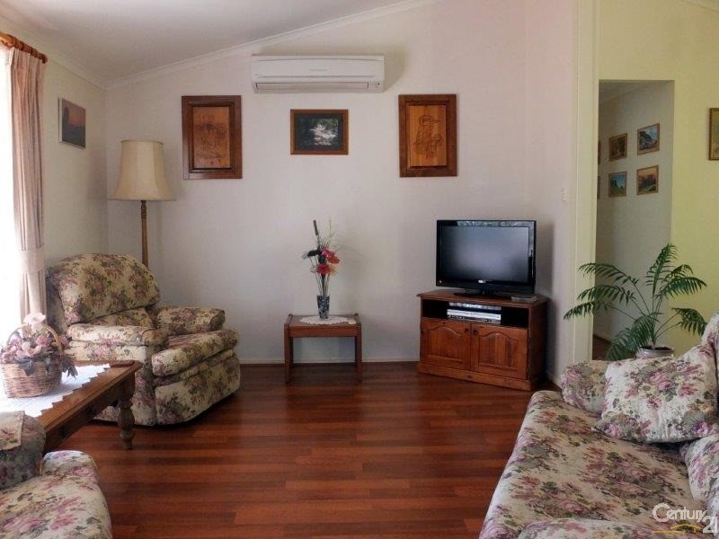 H33/295 Boat Harbour Drive, Scarness QLD 4655