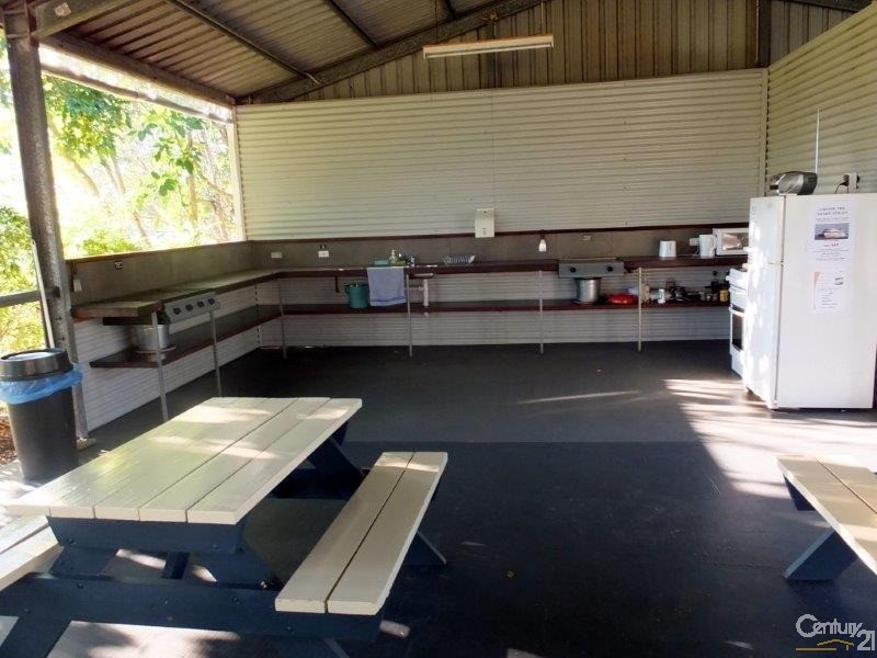 H33/295 Boat Harbour Drive, Scarness QLD 4655