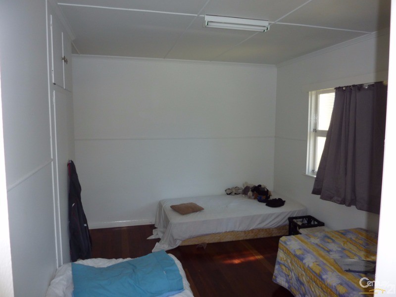 15 Charles Street, Pialba QLD 4655