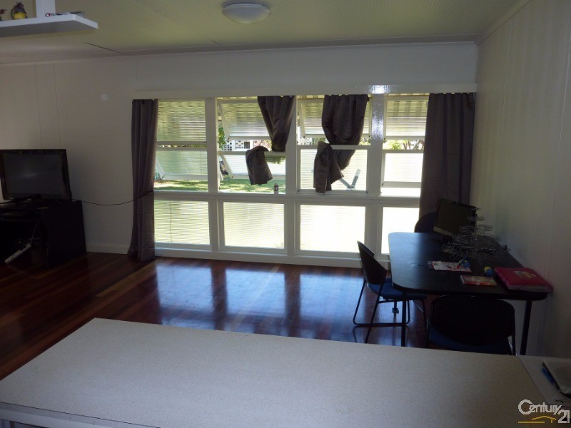 15 Charles Street, Pialba QLD 4655